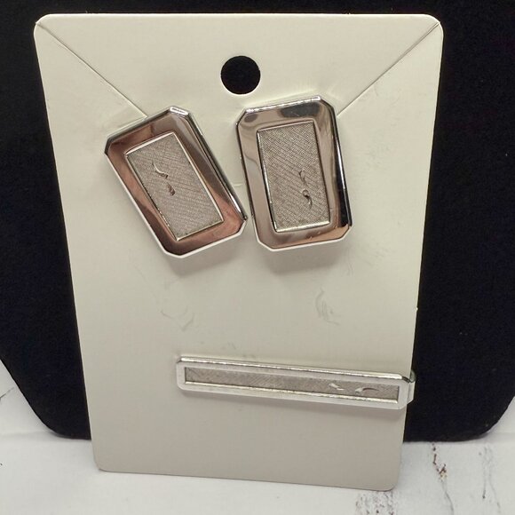 Vintage Tie Clip and Cufflinks by Swank - Picture 1 of 3